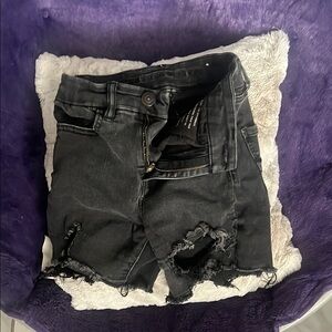 American eagle ripped shorts
